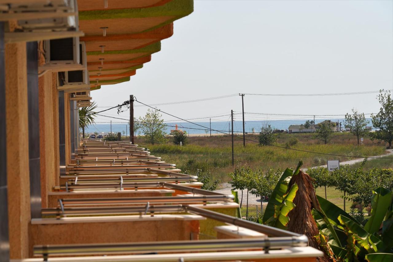 Lilalo Ηotel Paralia Katerinis Bagian luar foto