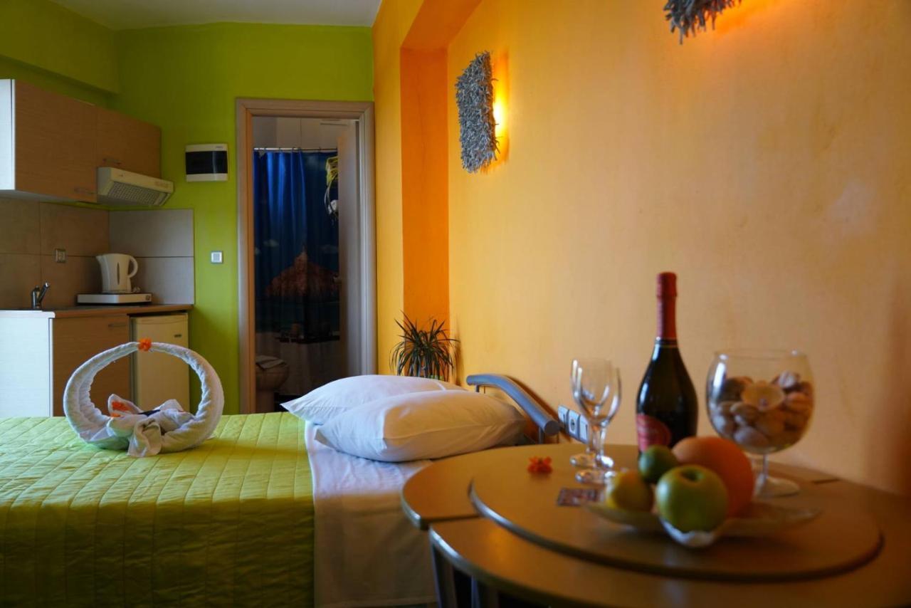 Lilalo Ηotel Paralia Katerinis Bagian luar foto