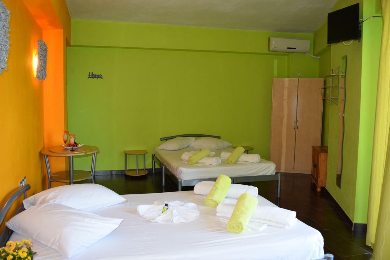Lilalo Ηotel Paralia Katerinis Bagian luar foto