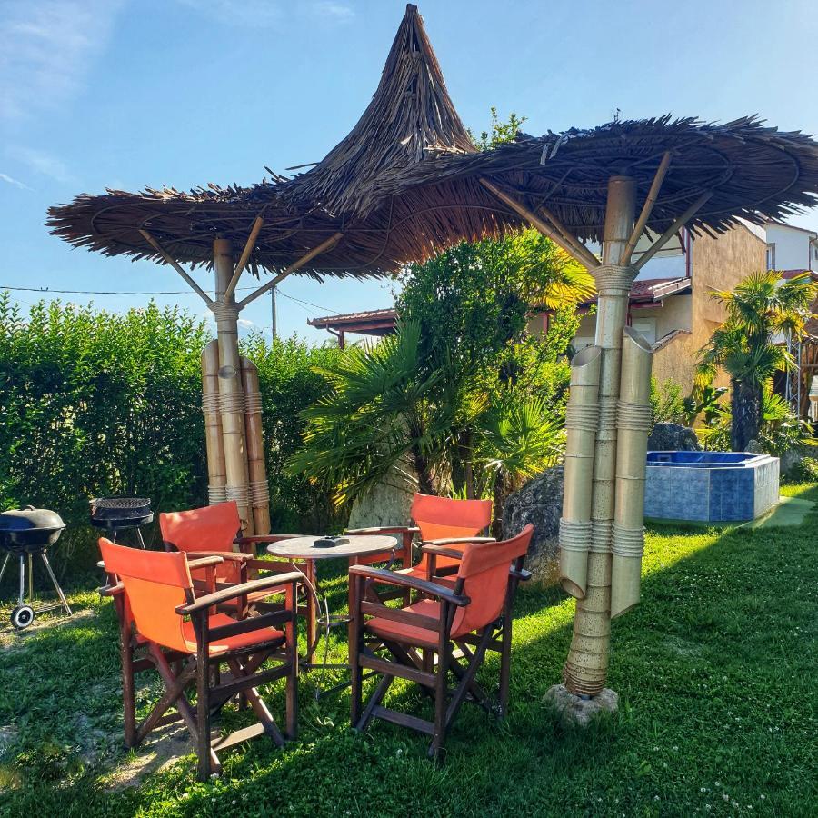 Lilalo Ηotel Paralia Katerinis Bagian luar foto